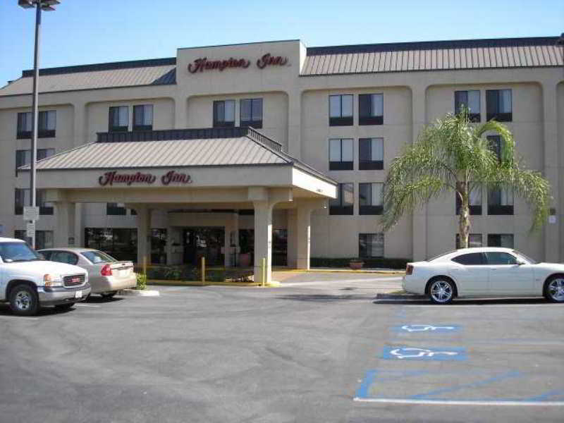 Spark By Hilton Bakersfield Central Exterior photo